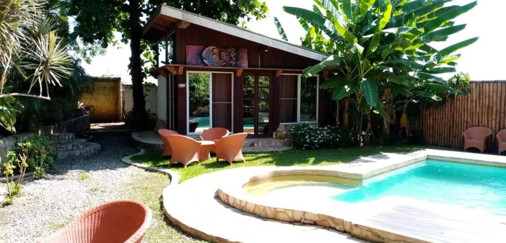 Kokrobite Gardens Restaurant And Guest House Екстериор снимка